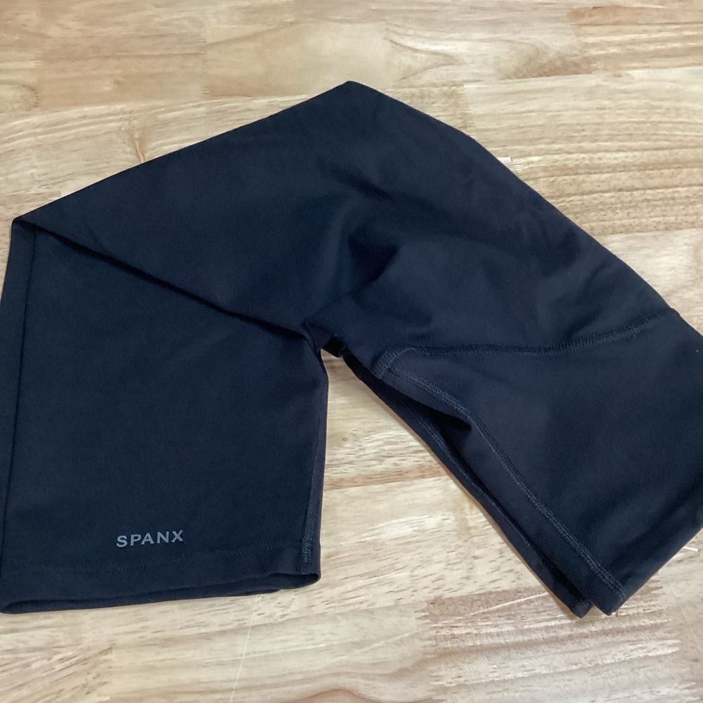 Ladies‎ SPANX 3/4 Length Capri Leggings Black Medium